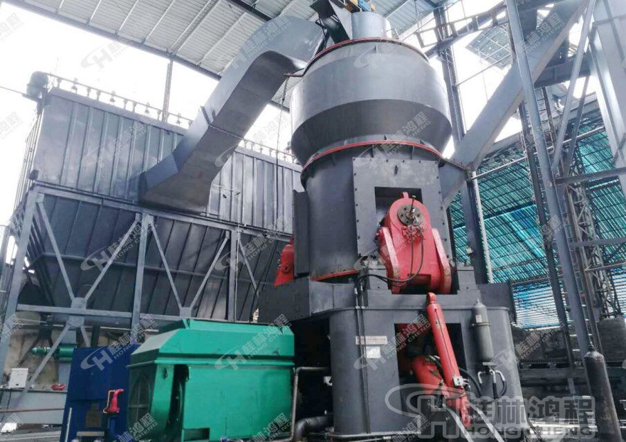水泥立磨，立磨，立磨機(jī)，客戶(hù)現(xiàn)場(chǎng)，桂林鴻程磨粉機(jī)