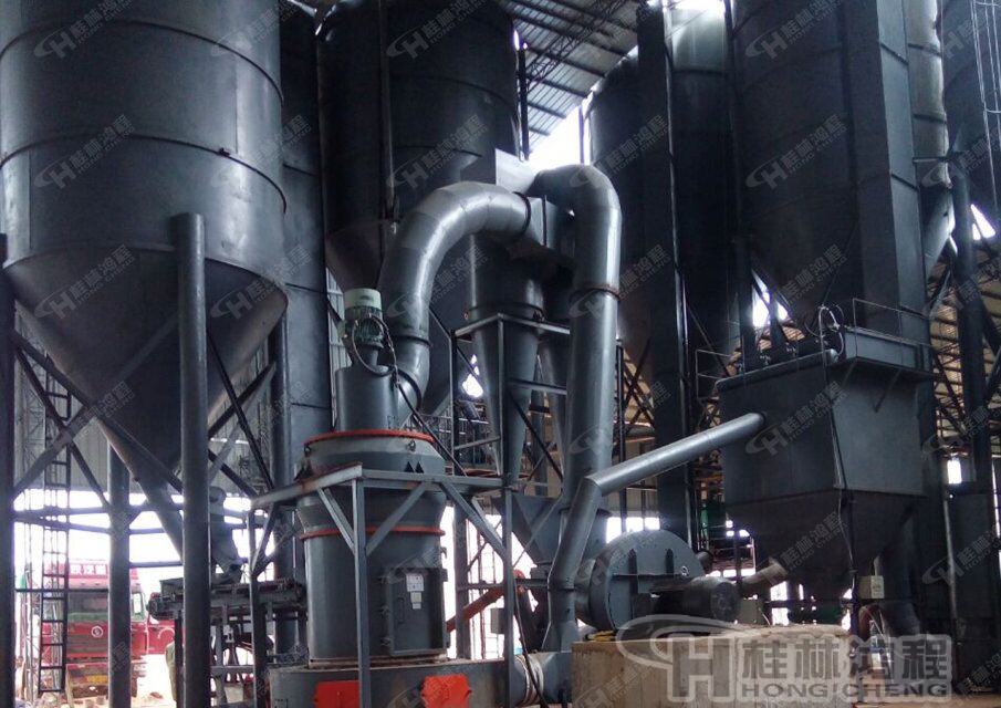 桂林鴻程新型磨粉設(shè)備，螢石雷蒙機,螢石雷蒙磨,80-800目螢石雷蒙磨粉機：HCQ系列改進型磨粉機HCQ1500